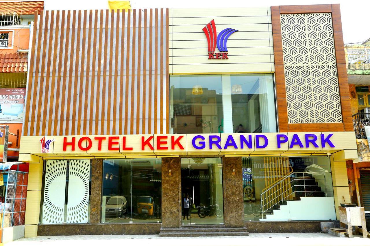Hotel Kek Grand Park Čennai Exteriér fotografie