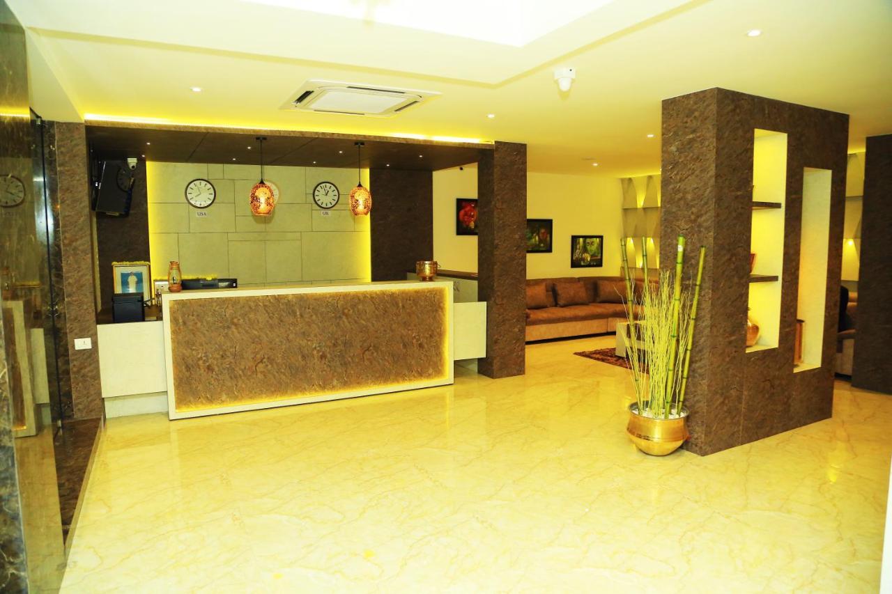 Hotel Kek Grand Park Čennai Exteriér fotografie