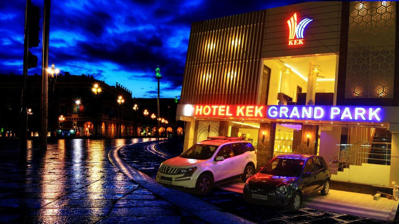 Hotel Kek Grand Park Čennai Exteriér fotografie